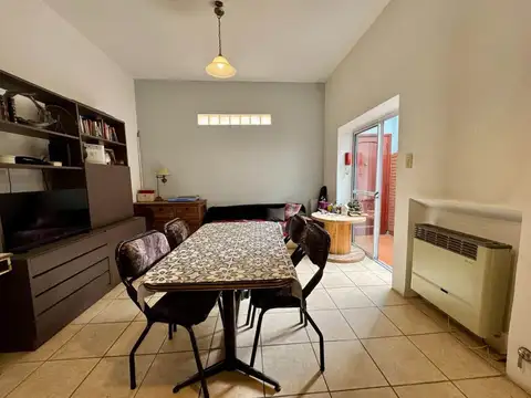 Depto Tipo Casa 2 ambientes con 1 baño