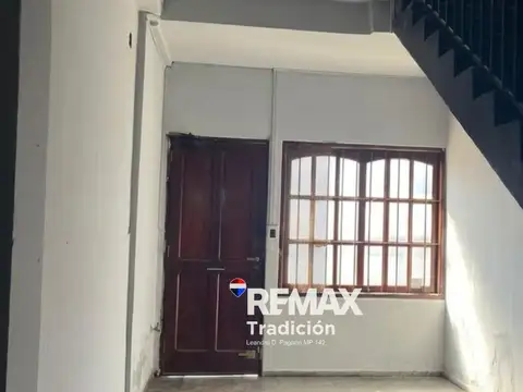 Depto Tipo Casa 11 ambientes con 4 baños