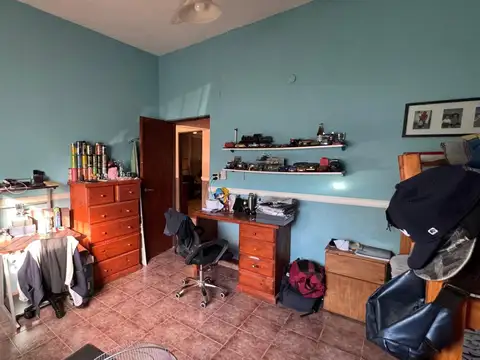 Sólida casa en excelente estado - APTO A CREDITO