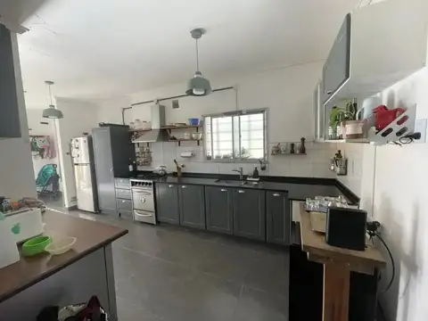 Depto Tipo Casa en Venta con 2 cocheras