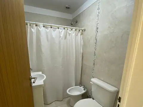 Departamento en Alquiler con 1 cochera