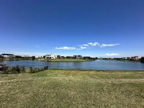 Terreno en Venta en Puertos - Barrio Marinas, USD 230.000