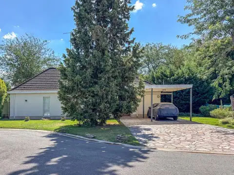 Casa en venta en Barrio Privado El Aromo - Loma Verde - Escobar