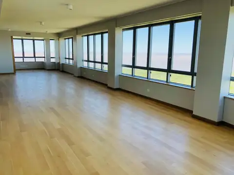 Departamento en Alquiler con 4 cocheras