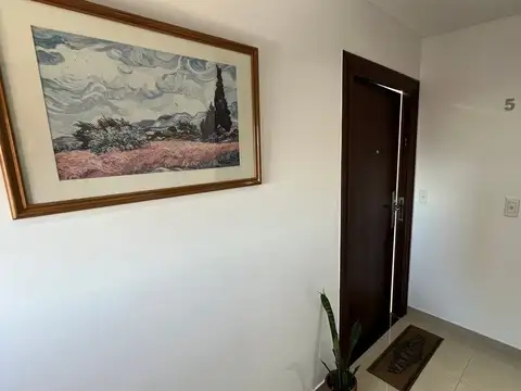 Avenida Hipólito Yrigoyen 800