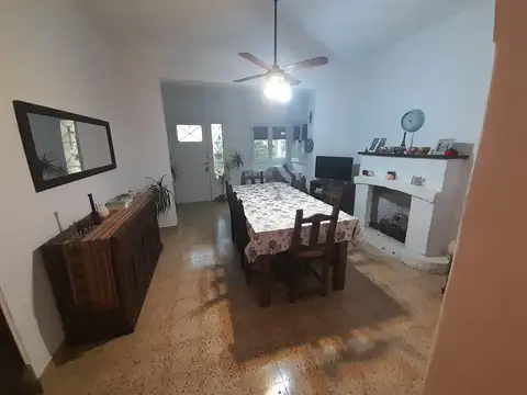 Casa en Manuel B Gonnet en Venta