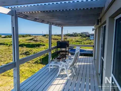 Casa moderna en Balneario Buenos Aires
