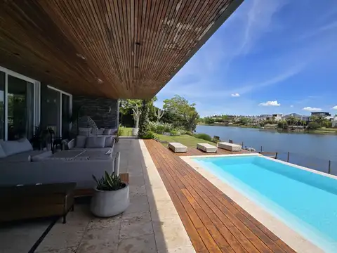 Casa en alquiler Amoblado El Golf Nordelta Tigre