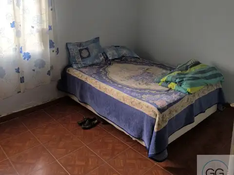 ALQUILA casa 3 ambientes . Berazategui