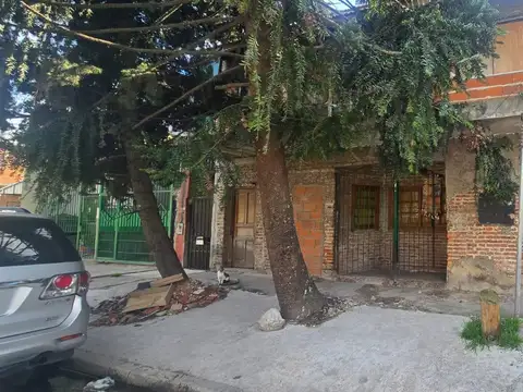 Casa en venta en Jose León Suarez