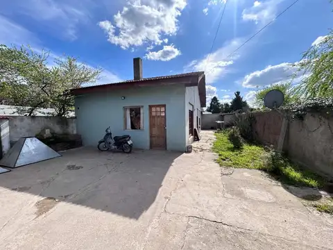 De Todos los Santos 300