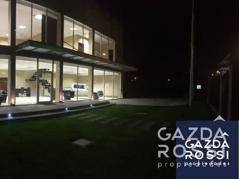 Local en Venta en Lomas De Zamora, USD 1.650.000