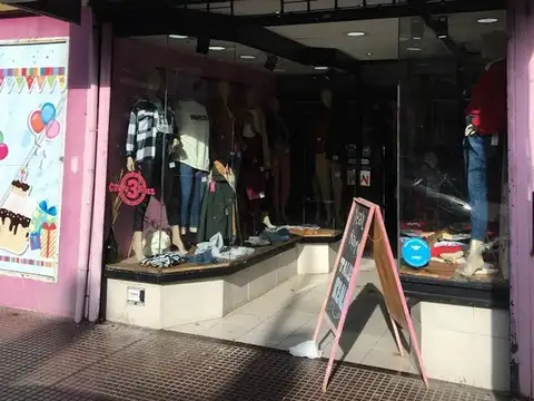 Local en Venta 40 años