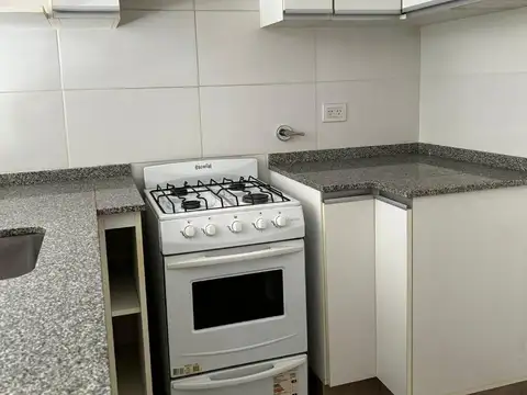 Departamento en Alquiler con 1 cocheras