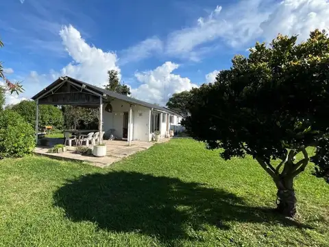 Casa 5 ambientes con 4 baños