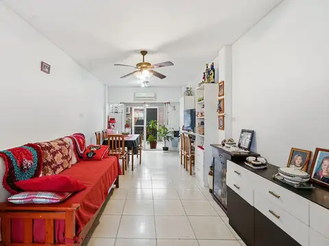Venta PH 2 ambientes con patio en Villa Santa Rita
