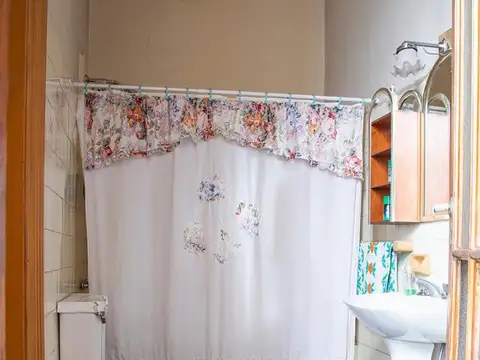 Depto Tipo Casa 7 ambientes con 3 baños