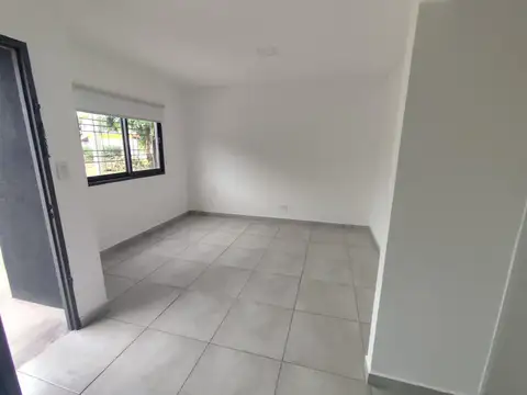 Depto Tipo Casa en Venta en Ituzaingo Norte, USD 66.000