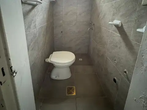 CASA 4 DORMITORIOS BARRIO CENTRO COMODORO