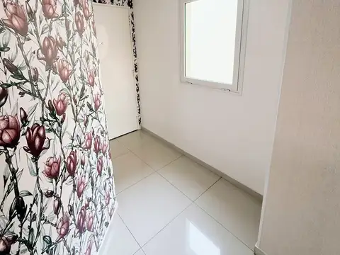 Departamento en Alquiler en Florida Mitre/Este, $ 1.600.000