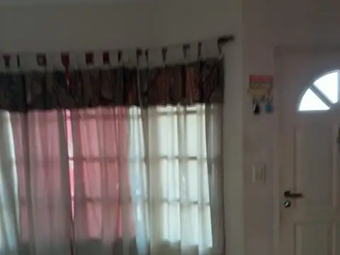 Casa en Alquiler de 2 dormitorios