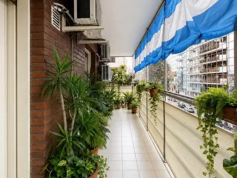 Avenida Angel Gallardo 600