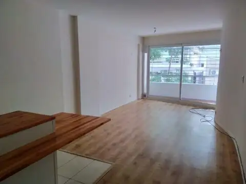 OPORTUNIDAD.  APTO CRÉDITO.  AMPLIO MONOAMBIENTE 