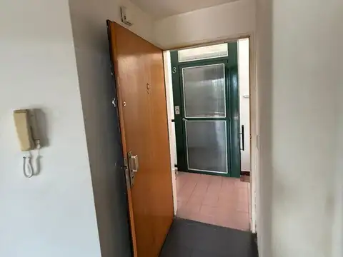 Departamento en Alquiler en Carapachay, $ 570.000