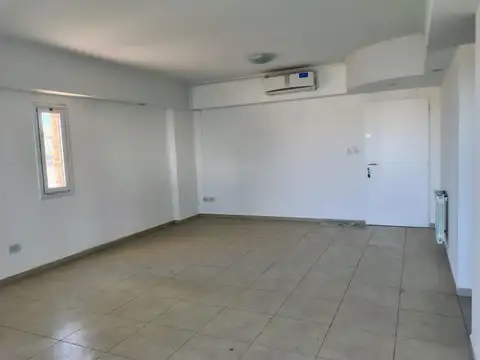 Departamento 4 ambientes con 3 baños