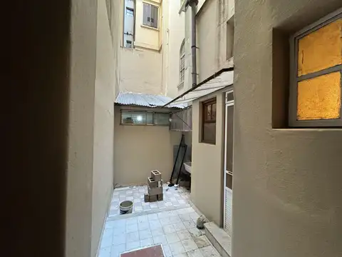Local en Venta en Flores, USD 490.000
