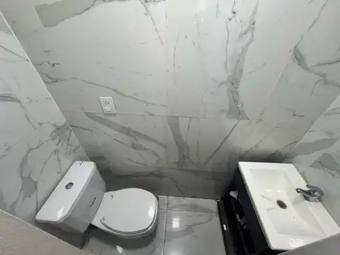 Depto Tipo Casa en Venta 49 años