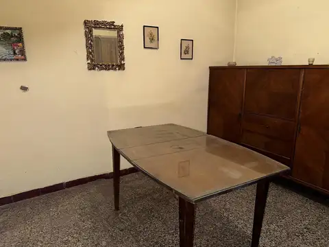 Depto Tipo Casa en Venta 50 años