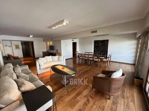 Departamento en Venta de 4 dormitorios