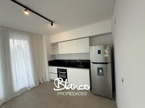 Departamento en Alquiler con 1 cocheras