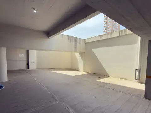 2 unidades de Cochera en Irigoyen Freyre al 2700