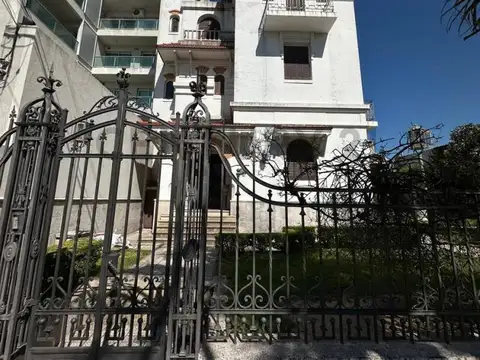 Se vende casa en Rafaela sobre avenida