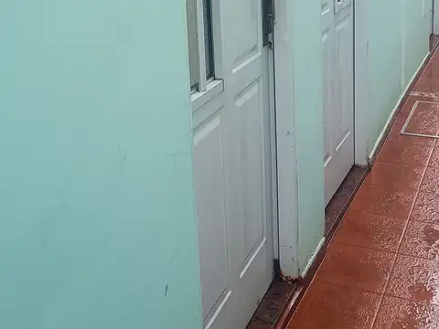 Departamento en Alquiler en Remedios de Escalada, $ 490.000