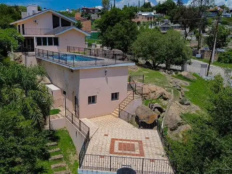 Berón de Astrada 100