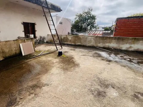 EXCELENTE CASA TIPO PH - OPORTUNIDAD DE INVERSION
