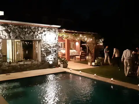 Casa 7 ambientes con 3 baños