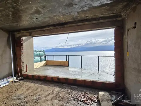 Departamento en venta en Barrio Belgrano, Bariloche - 2 ambientes con gran vista al lago y patio