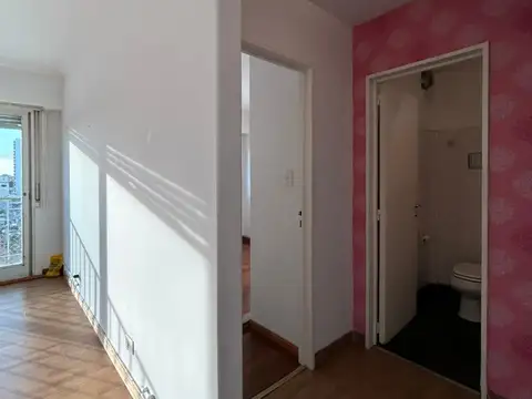 Departamento 2 Ambientes C/ Balcón Frances - Arenales 1521, Florida.