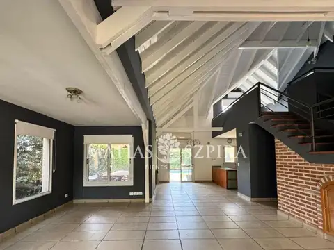 Casa en Venta en Haras Maria Elena, USD 205.000