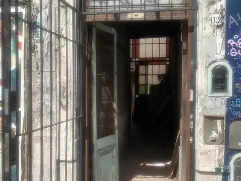 Avenida Entre Ríos 1100