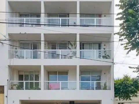 40 y 17 1100, Piso 2