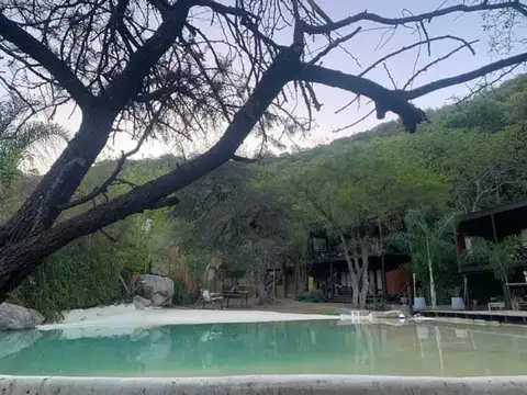 Hotel en Venta en Río Ceballos, USD 159.000