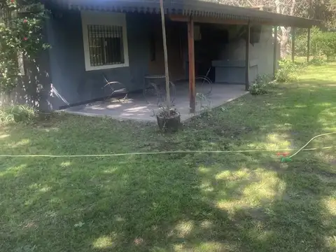 Casa en venta - 2 Dormitorios 1 Baño - La Plata