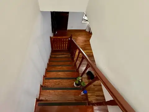 Depto Tipo Casa en Venta con 1 cocheras