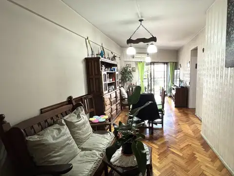 Departamento 4 ambientes Cochera Balcón Belgrano
