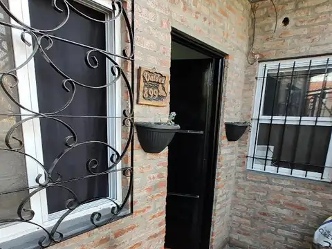 Depto Tipo Casa en Alquiler de 2 ambientes